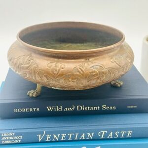 Vintage Copper Repousse Floral Footed Bowl with Claw Feet Patina Art Nouveau